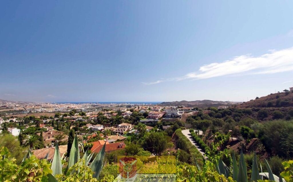 Außergewöhnliche imposante Villa