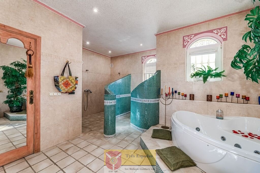 Außergewöhnliche imposante Villa