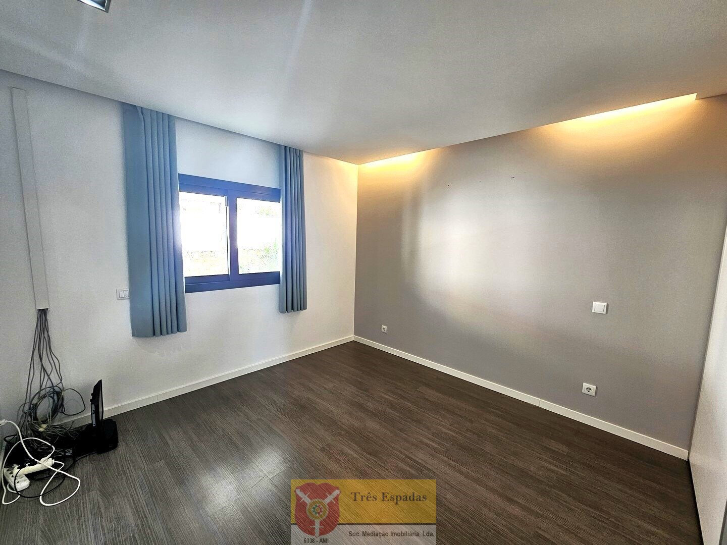 Moderne 3-Schlafzimmer-Villa mit Pool und Meerblick