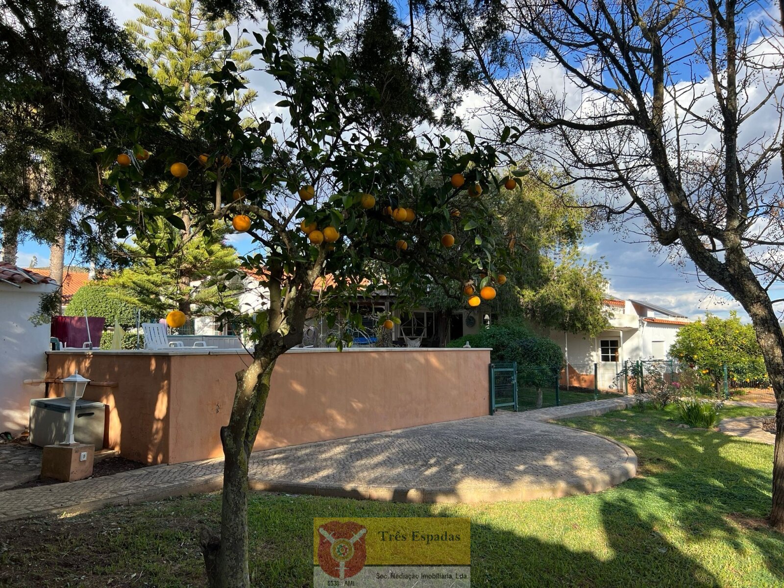 Zwei charmante Landhäuser bei Silves