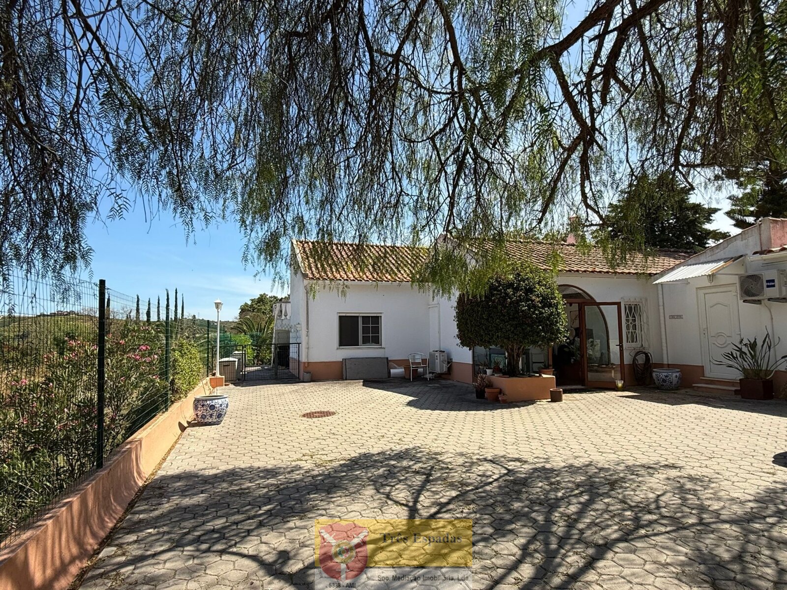 Zwei charmante Landhäuser bei Silves